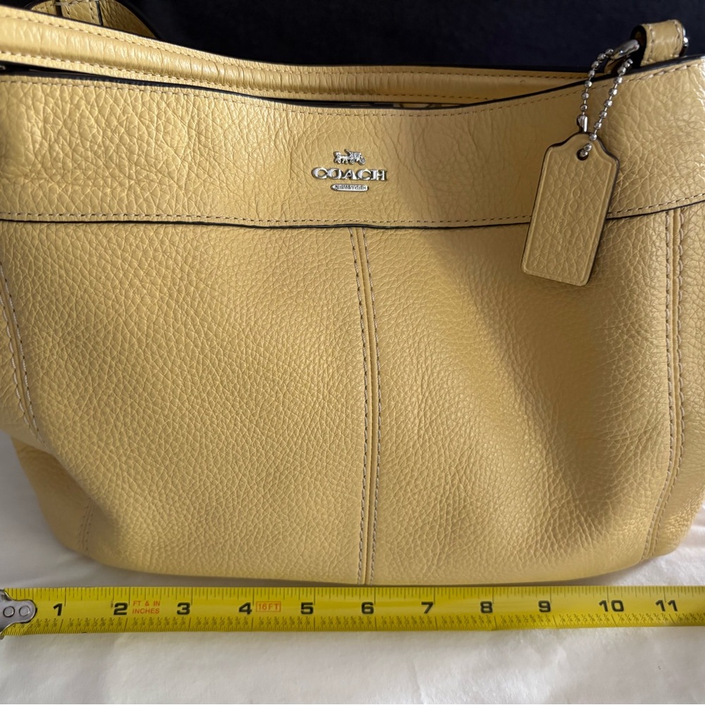 Coach Soft Yellow Leather Shoulder Bag - Picture 11 of 16